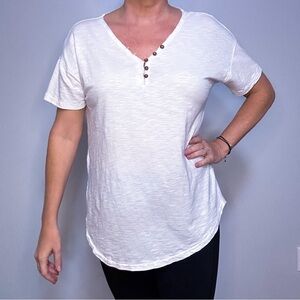 Knox Rose Relaxed White Tee Size Medium